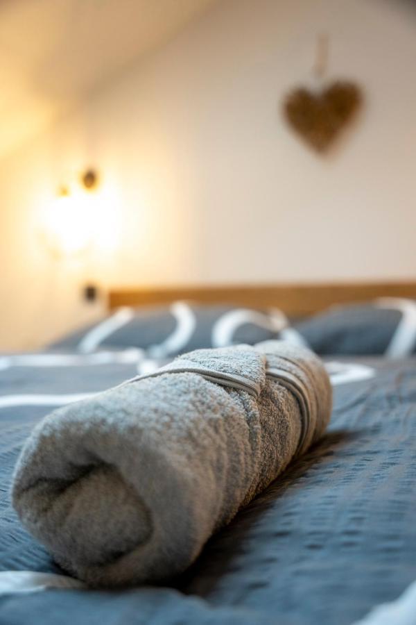 Lazenske Apartmany Наход Экстерьер фото
